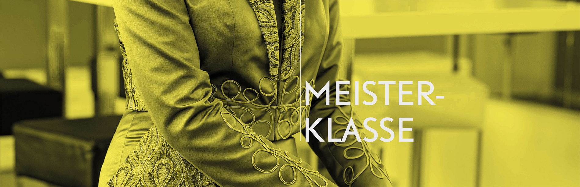 Blazer mit Stickerei